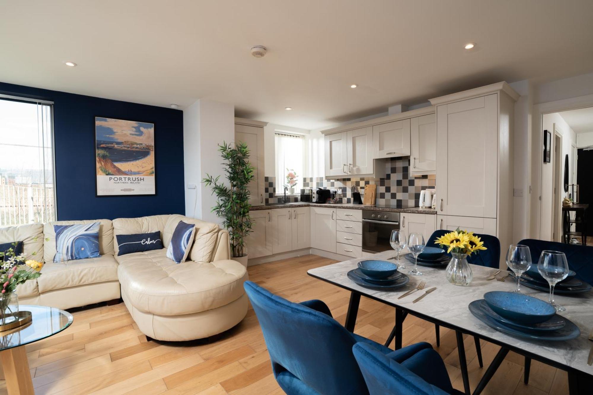 River Side Apartment, City Centre - Beautiful View And Free Parking! Belfast Eksteriør billede